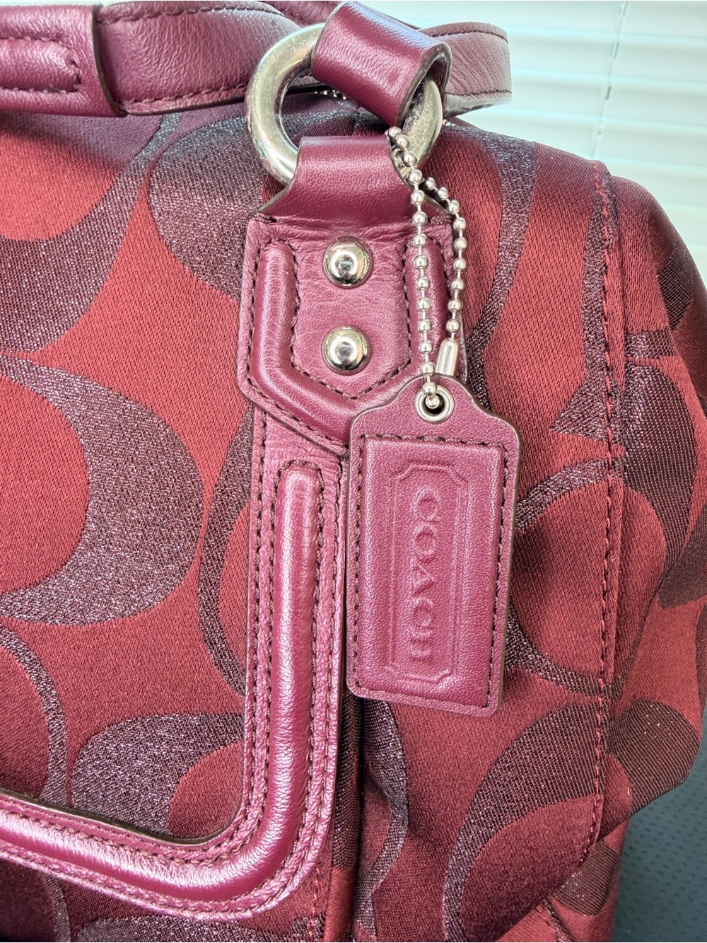Coach Signature Satchel in Burgundy and Deep Red - Picture 5 of 15